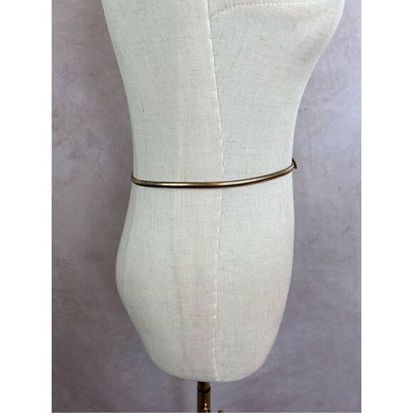 Vintage Mod Gold Tone Stretch Belt - Picture 5 of 8